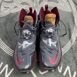 Men’s Size 11.5LeBron XIII Limited 'Opening Night'